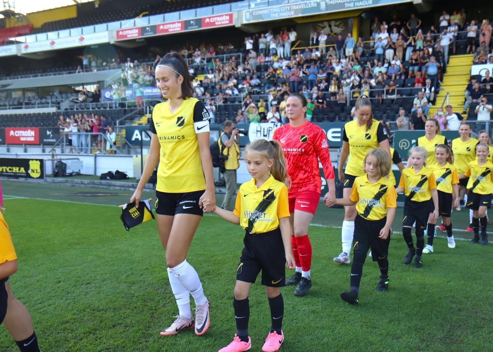 Fleur Mol in Rat Verlegh Stadion Breda