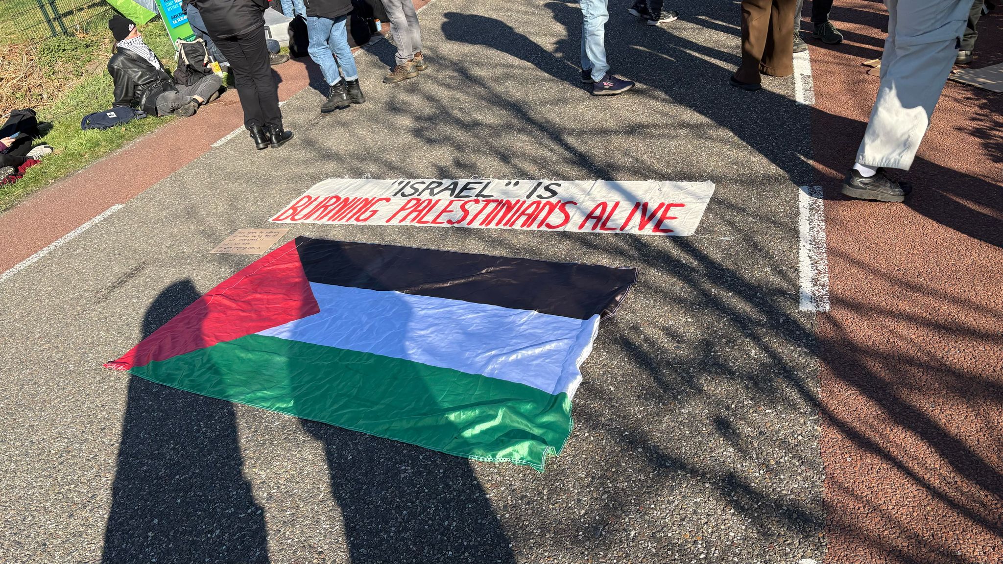 palestina israël vliegbasis woensdrecht defensie aviolanda politie demonstratie
