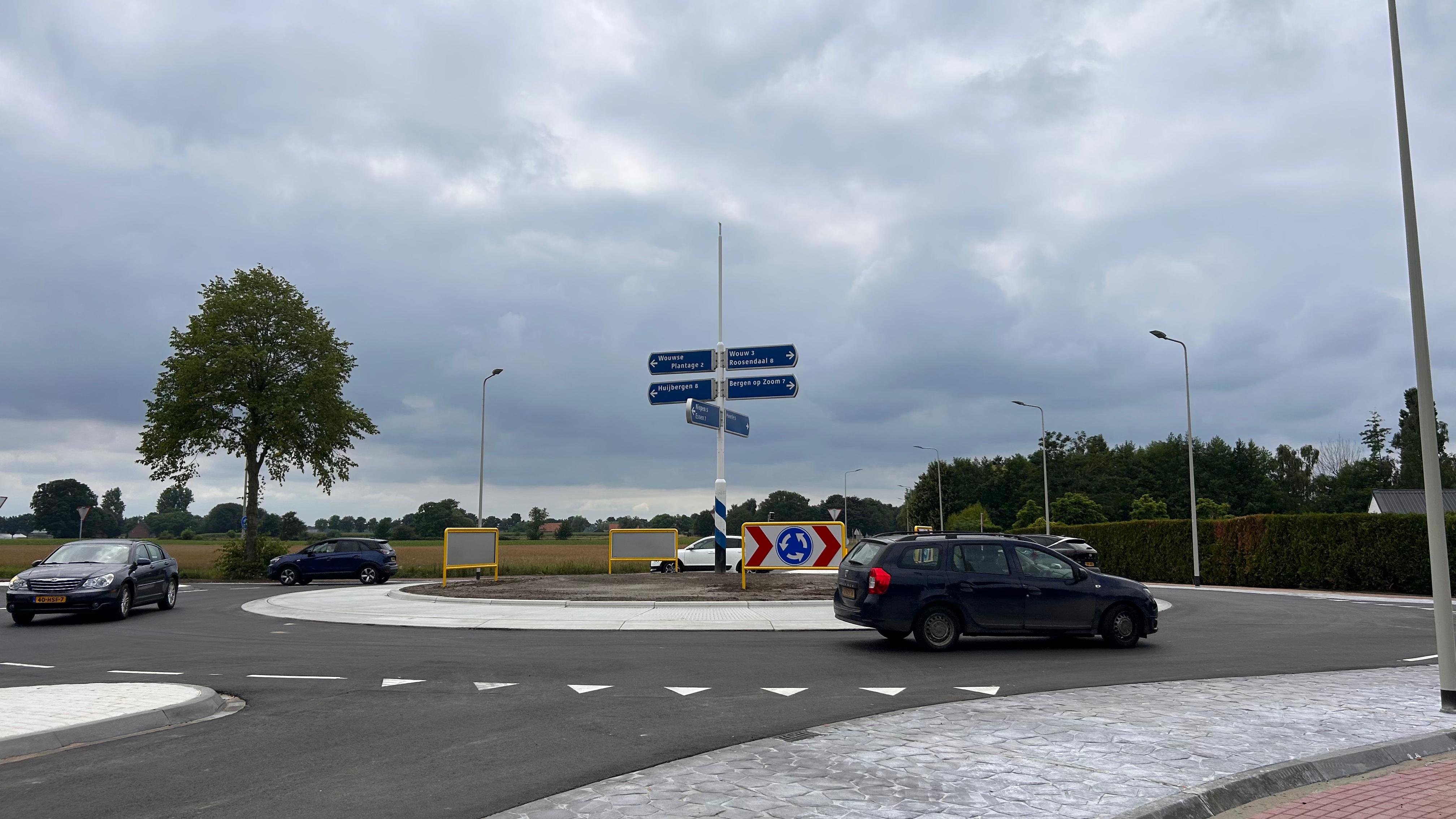 wouwse hil kruispunt rotonde roosendaal nieuws wouwse plantage wouw nispen heerle