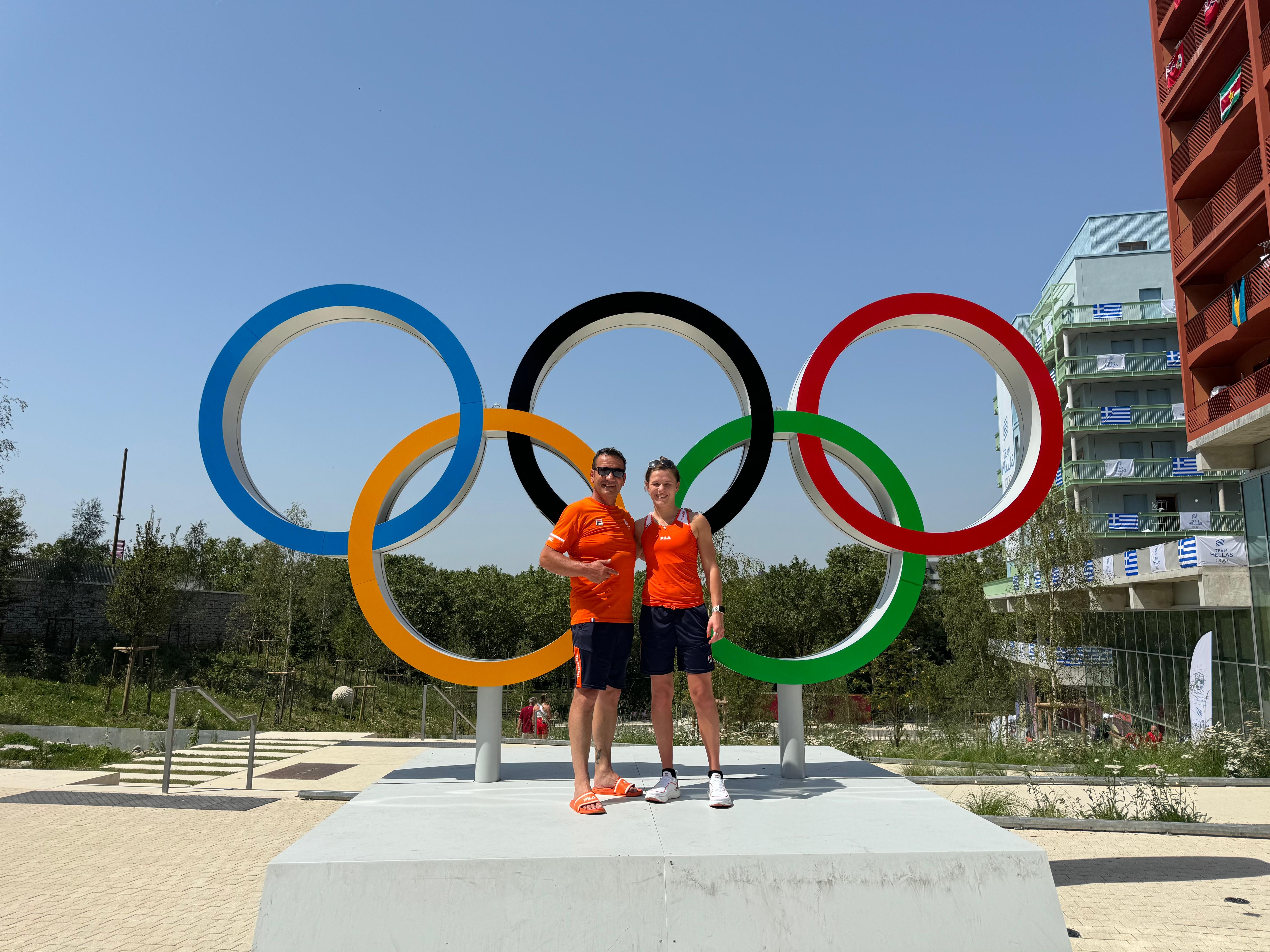 Chelsey Heijnen samen met haar trainer/coach André de Klerk.